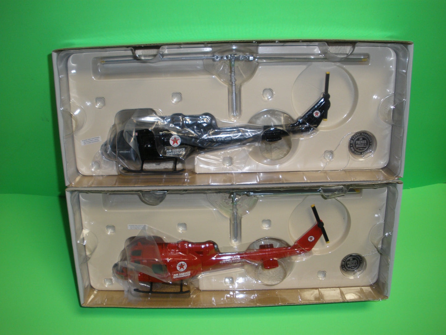 Texaco Huey Helicopter Set Red & Black