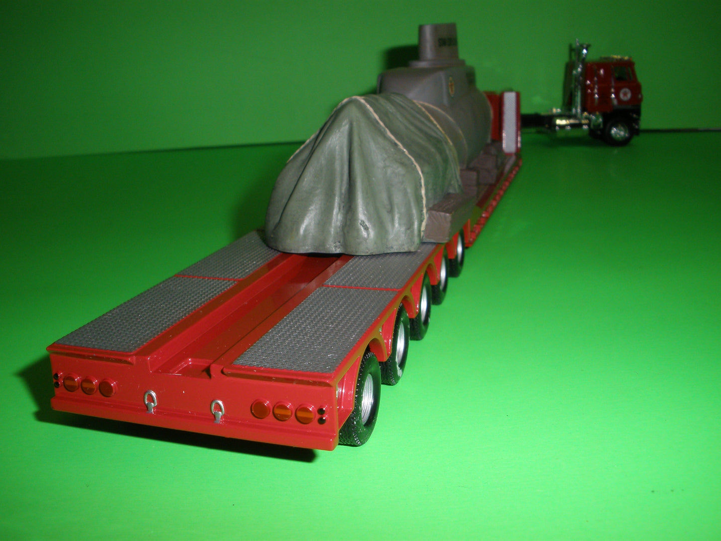 Texaco International Submarine Transporter Truck
