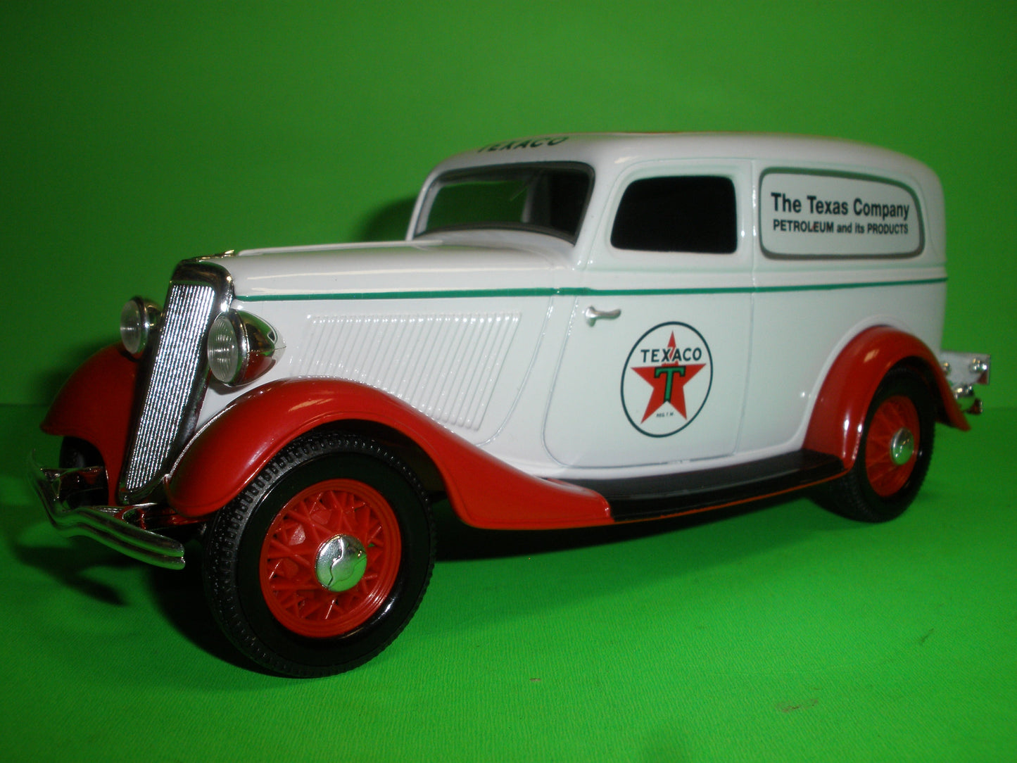Texaco Motor Oil 1934 Ford Sedan Delivery