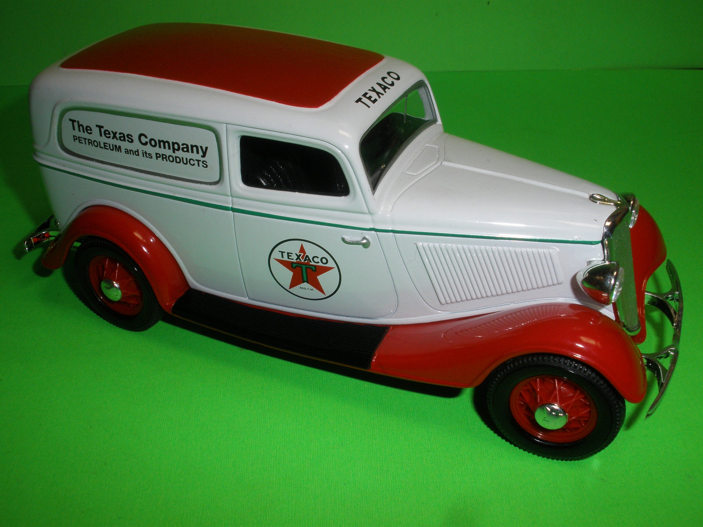 Texaco Motor Oil 1934 Ford Sedan Delivery