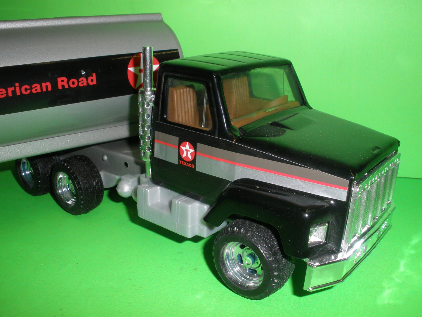 Texaco Pressed Steel Tanker Truck Black Cab