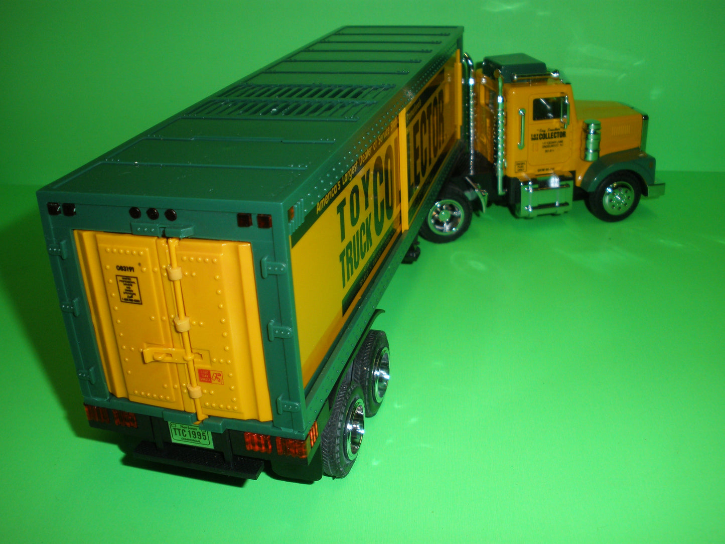 Toy Truck Collector Freight Truck