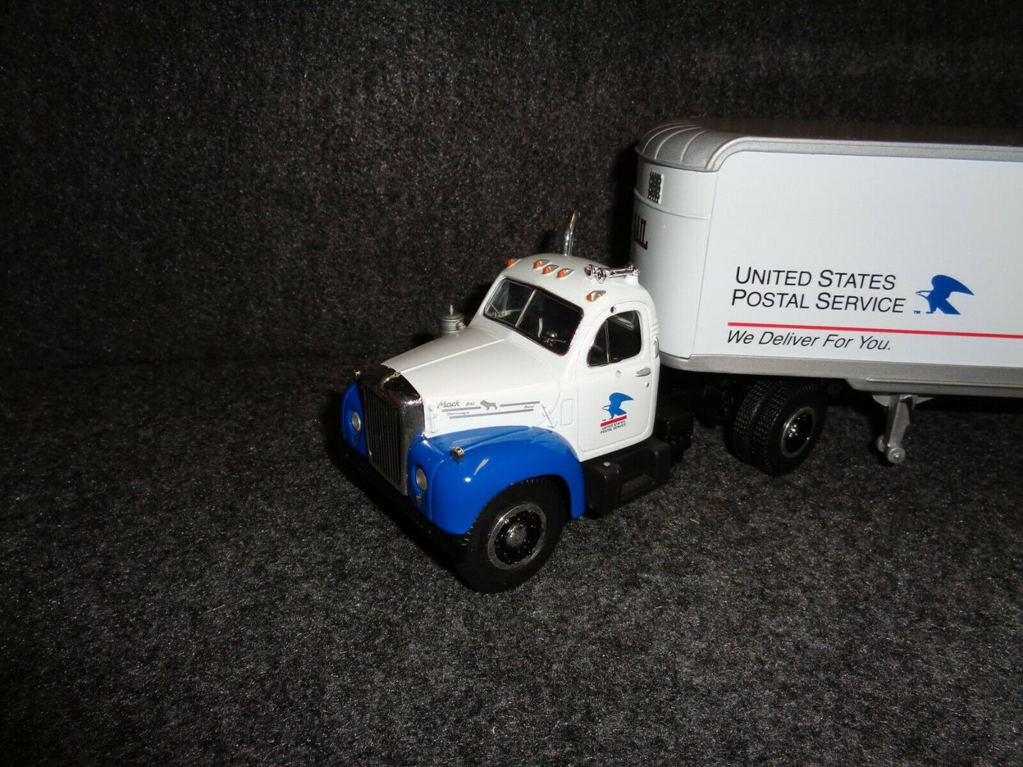 U.S. Mail 1960 Mack B-61 Freight Truck