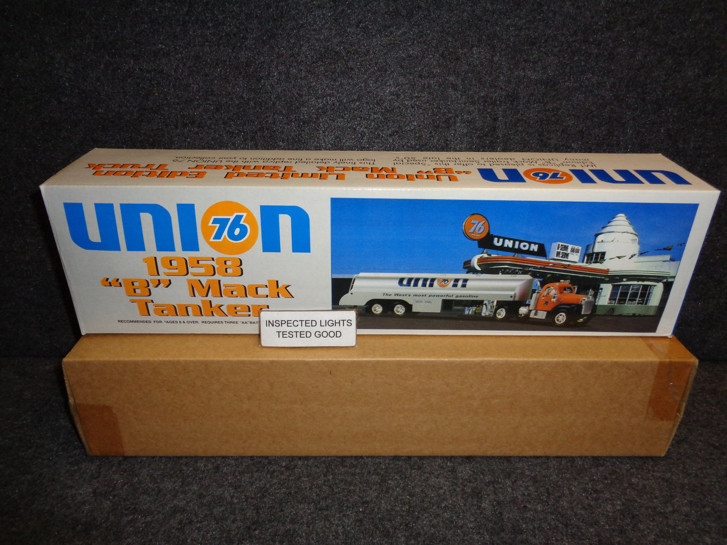 Union 76 1958 B-Mack Tanker Truck