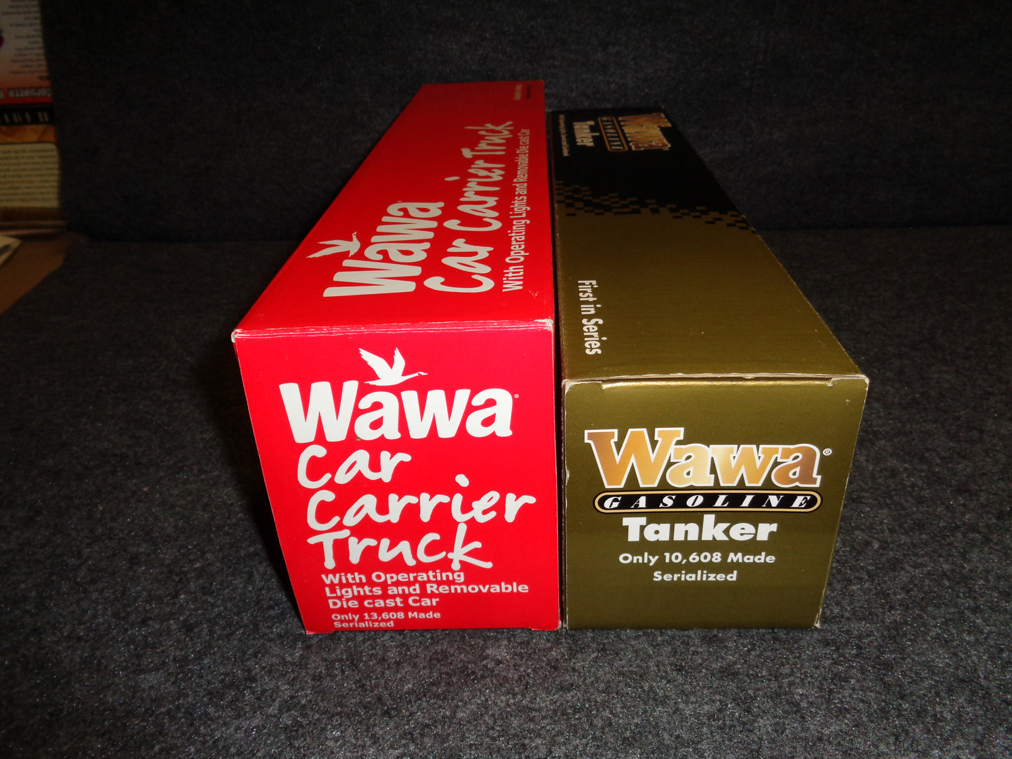 Wawa 2000 Tanker Truck and 2001 Car Carrier Truck Set