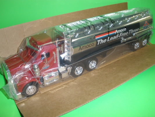 AMOCO LEAD FREE 1997 TANKER TRUCK