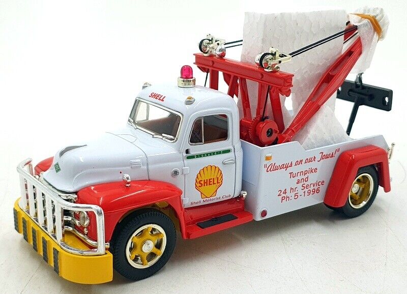 Shell Oil 1955 Diamond T Wrecker