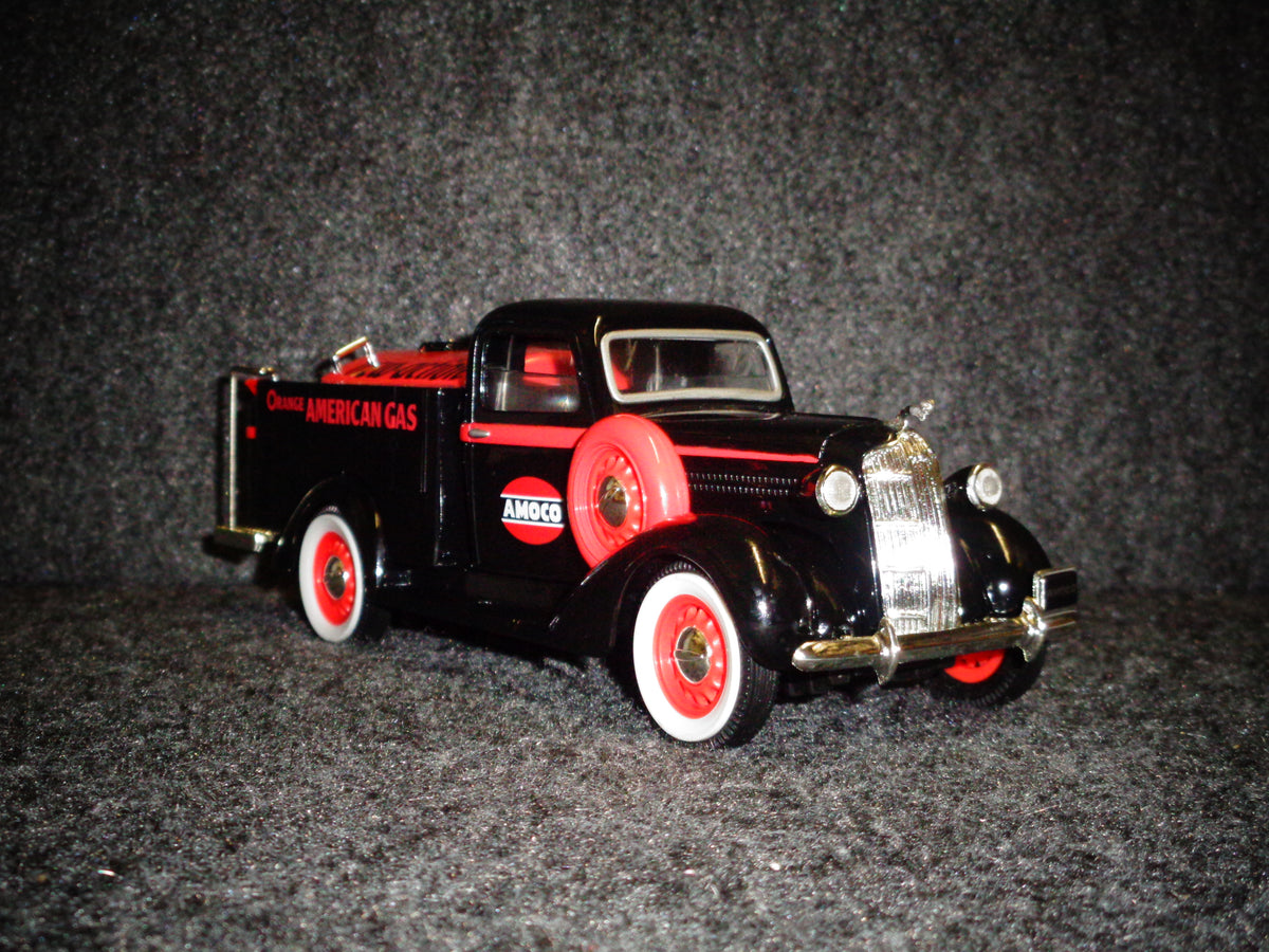 AMOCO 1936 Dodge Tanker Truck