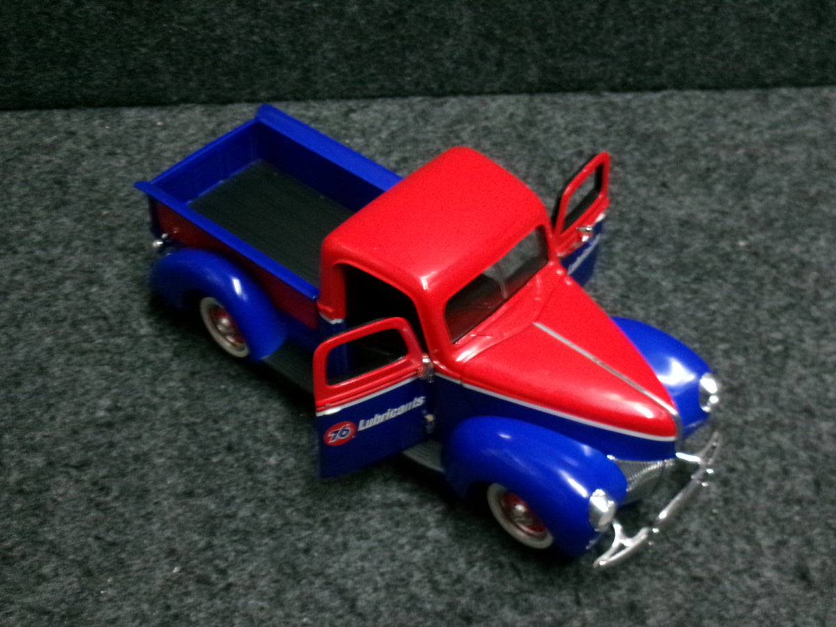 Union 76 1940 Ford Pickup Truck / NO BOX-DISPLAYED