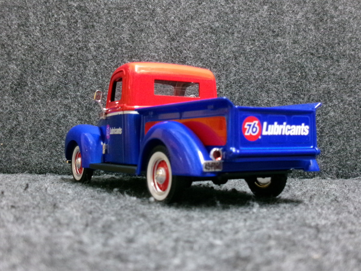 Union 76 1940 Ford Pickup Truck / NO BOX-DISPLAYED