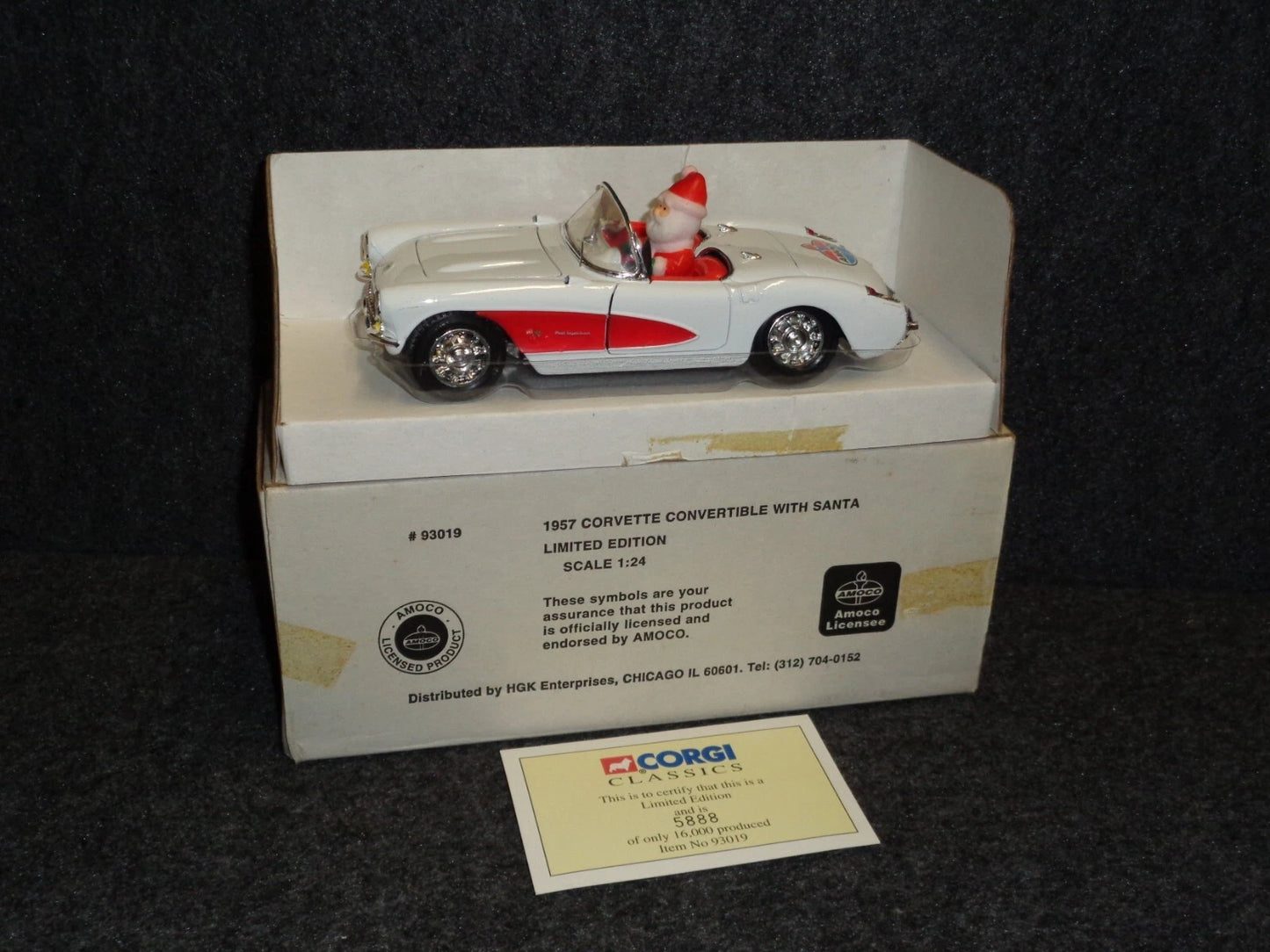 Amoco 1957 Chevy Corvette Roadster / With Santa