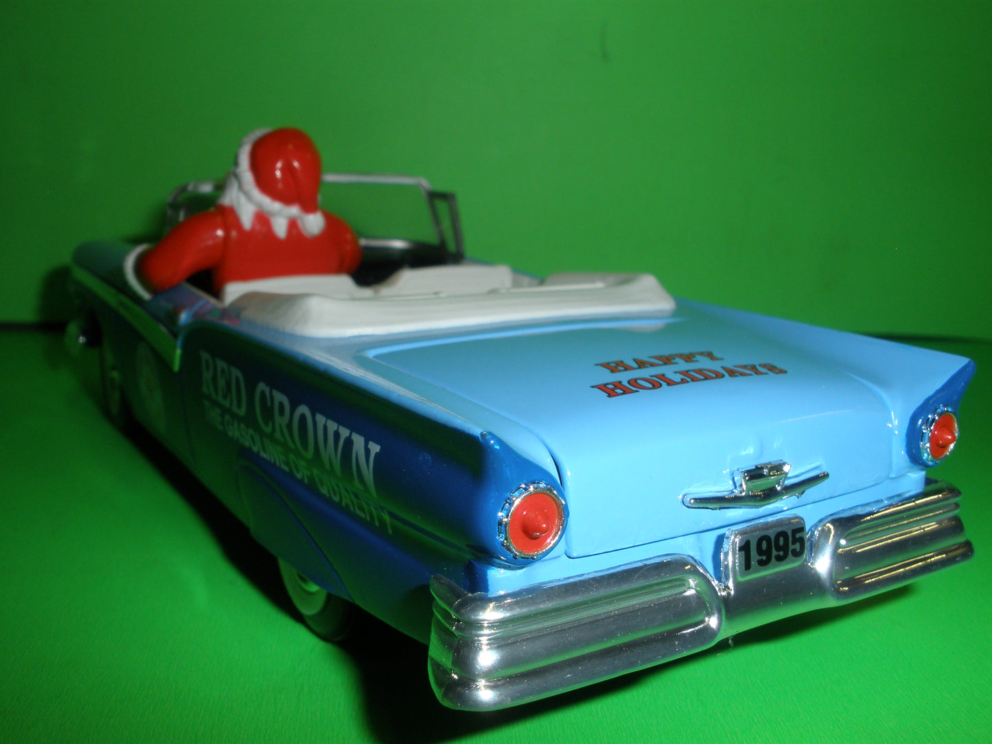 Standard / Amoco / 1957 Ford Fairlane Convertible / With Santa