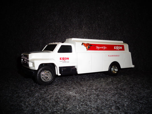 EXXON ESSO Humble 1990's Ford F-700 Tanker Truck