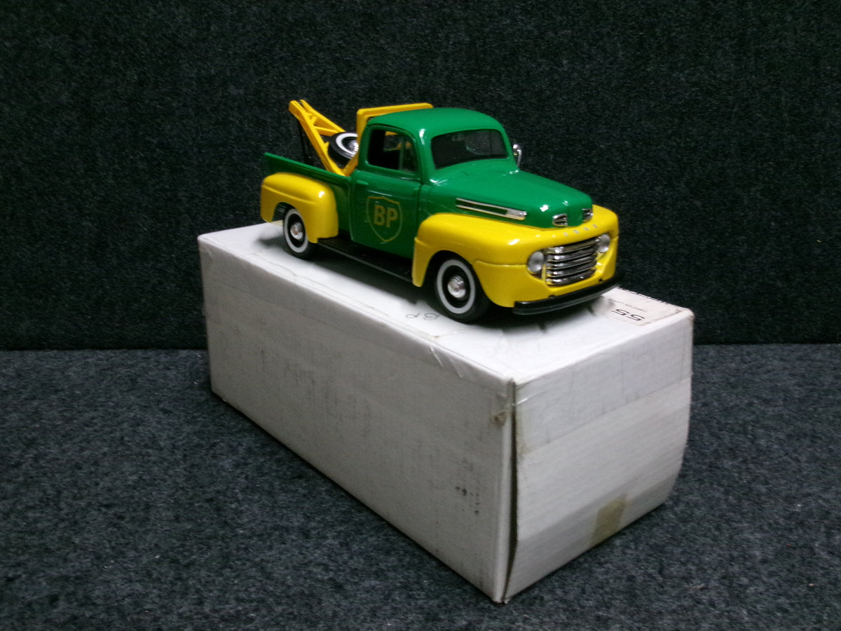 BP / British Petroleum 1949 Ford F100 Tow Truck
