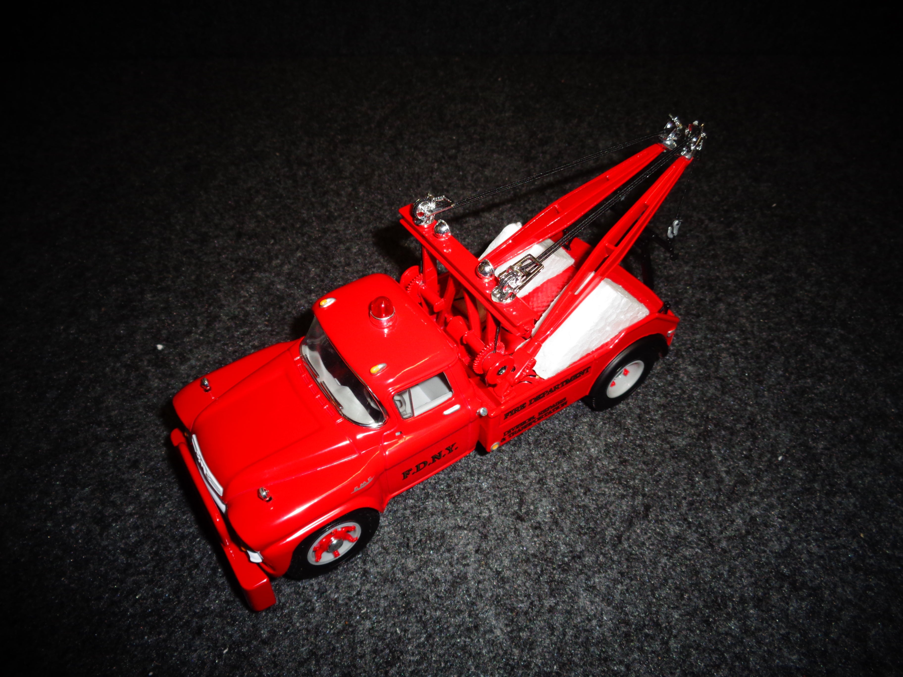 Diecast sold 1958 GMC Tow Truck First Gear #19-0018