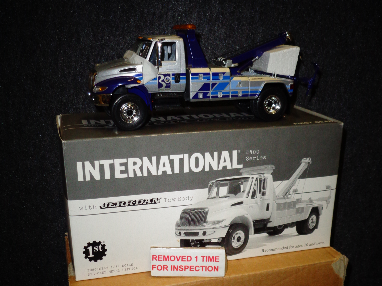 Jerr-Dan 30th Anniversary International 4400 Jerr-Dan Tow Truck