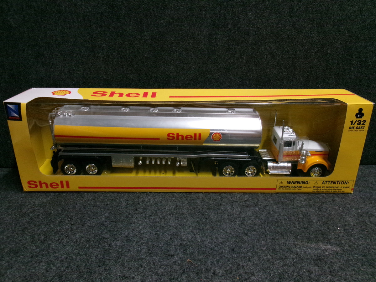 Shell 2007 Kenworth W900 Tanker Truck