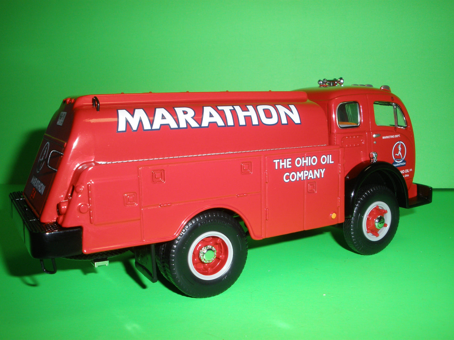 Marathon Oil / 1st Gear 1953 White 3000 Tanker Truck