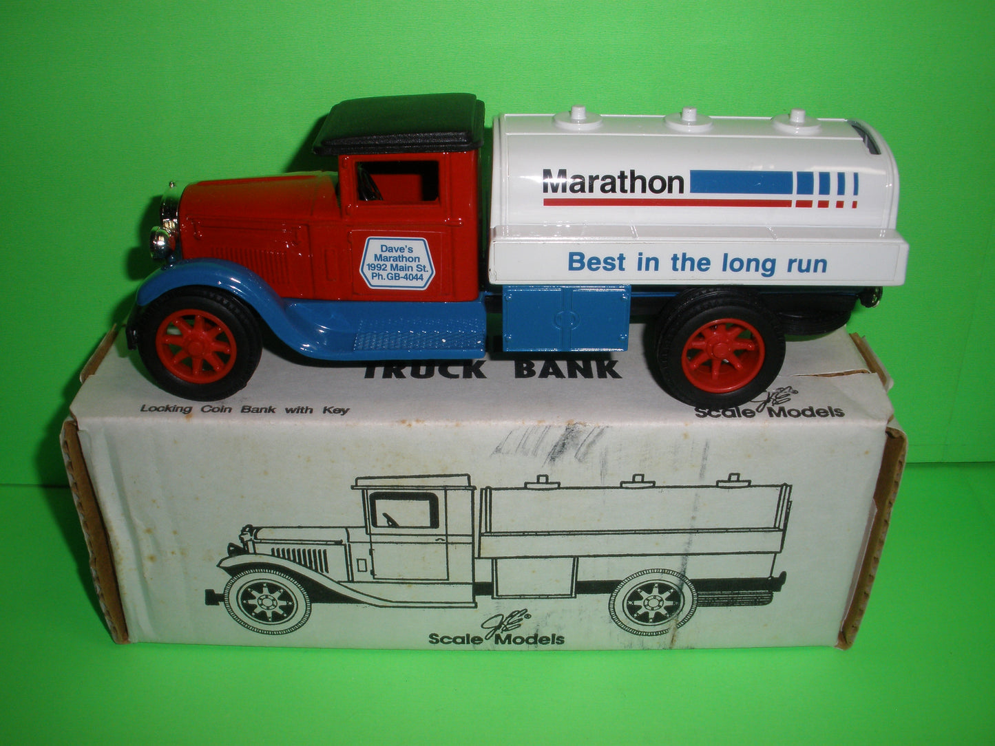 Marathon Oil / 1929-1931 International Tanker ( Dave's Marathon )