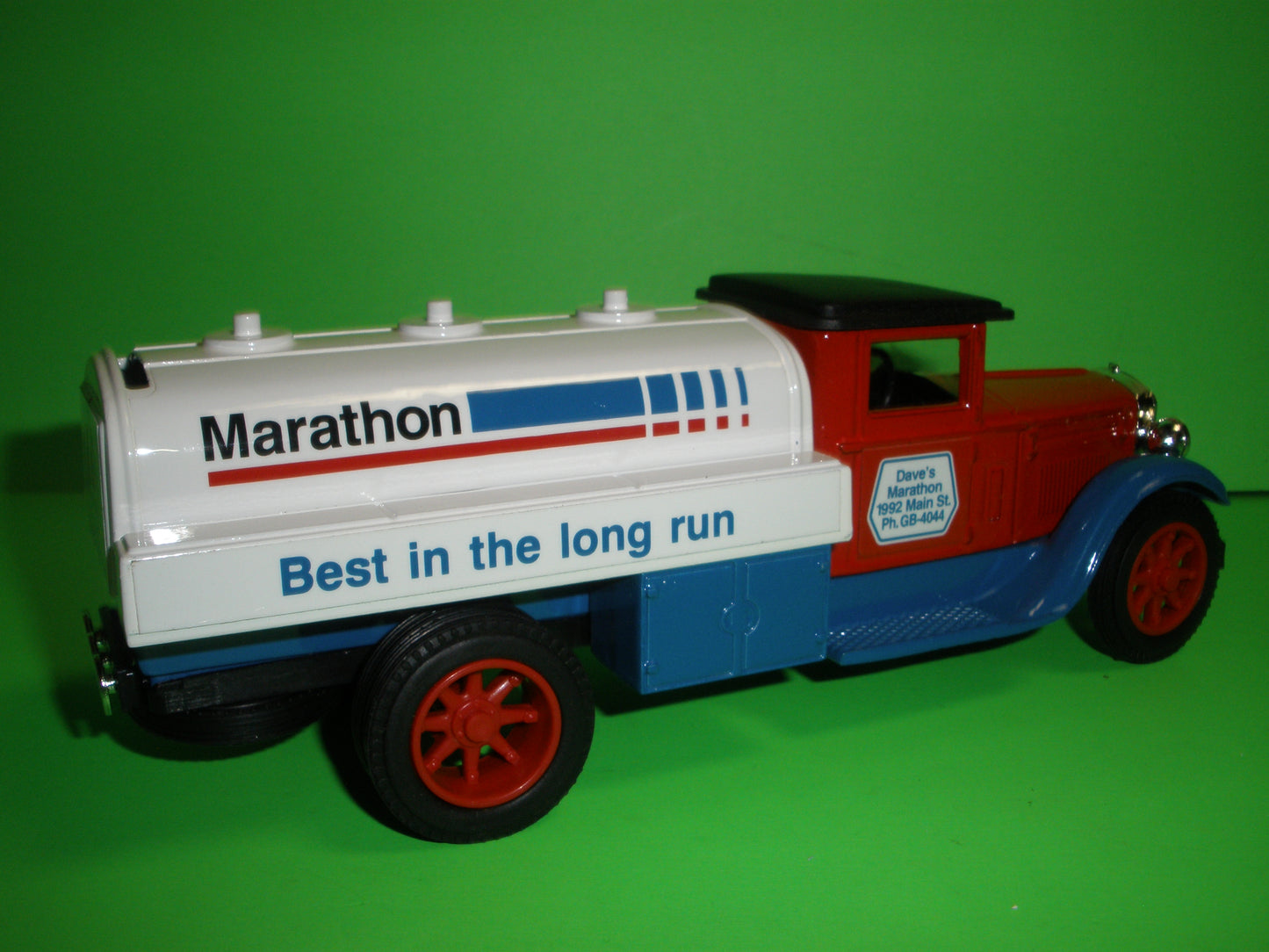 Marathon Oil / 1929-1931 International Tanker ( Dave's Marathon )