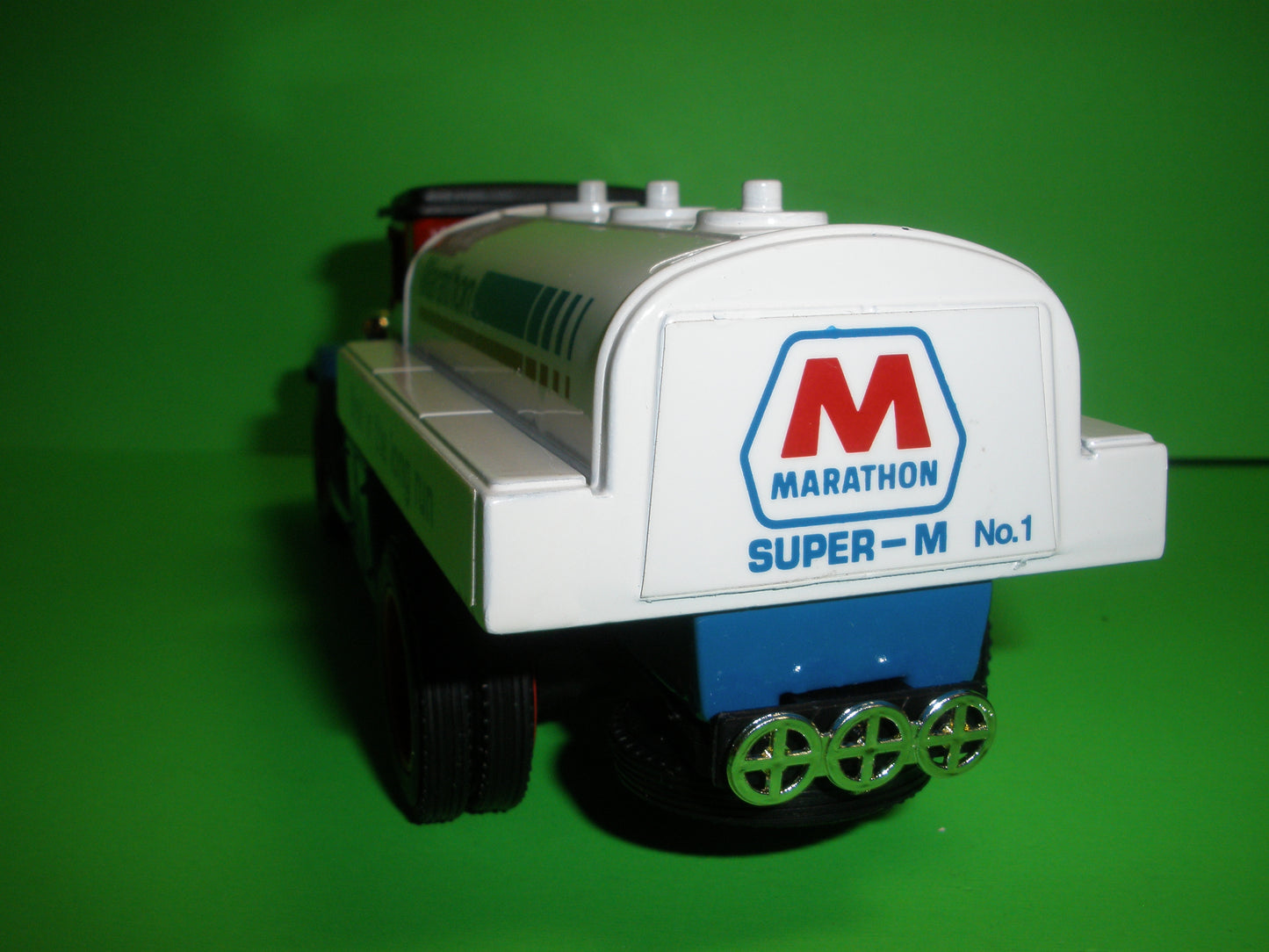 Marathon Oil / 1929-1931 International Tanker ( Dave's Marathon )