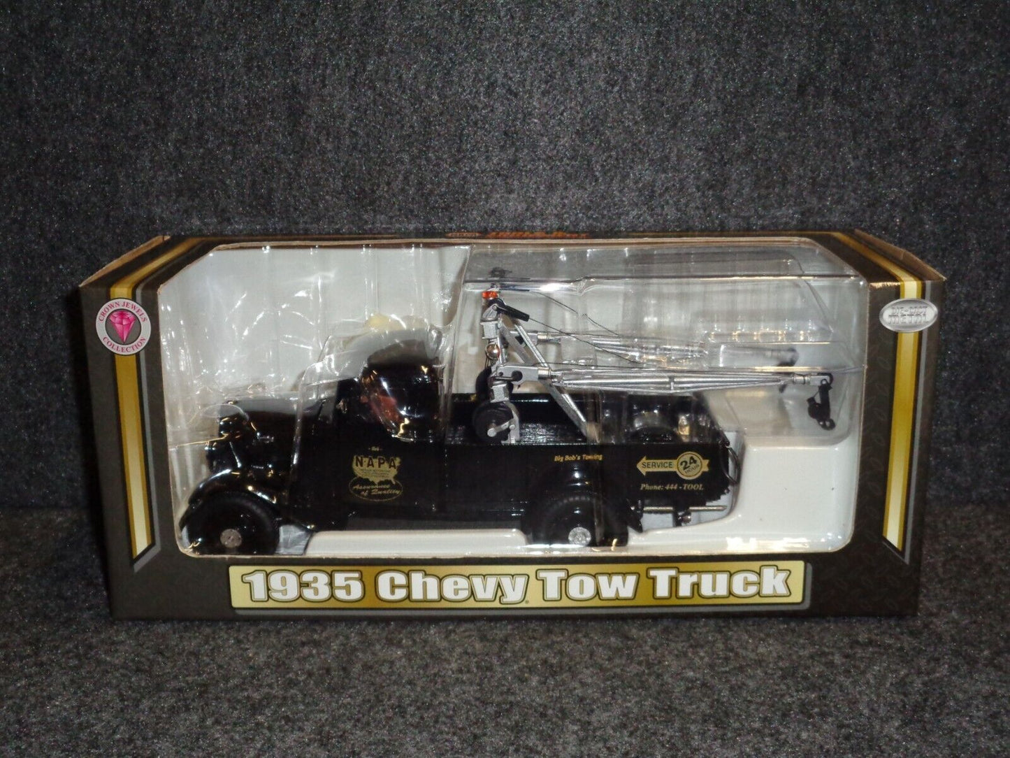 Napa Auto Parts 1935 Chevrolet Tow Truck