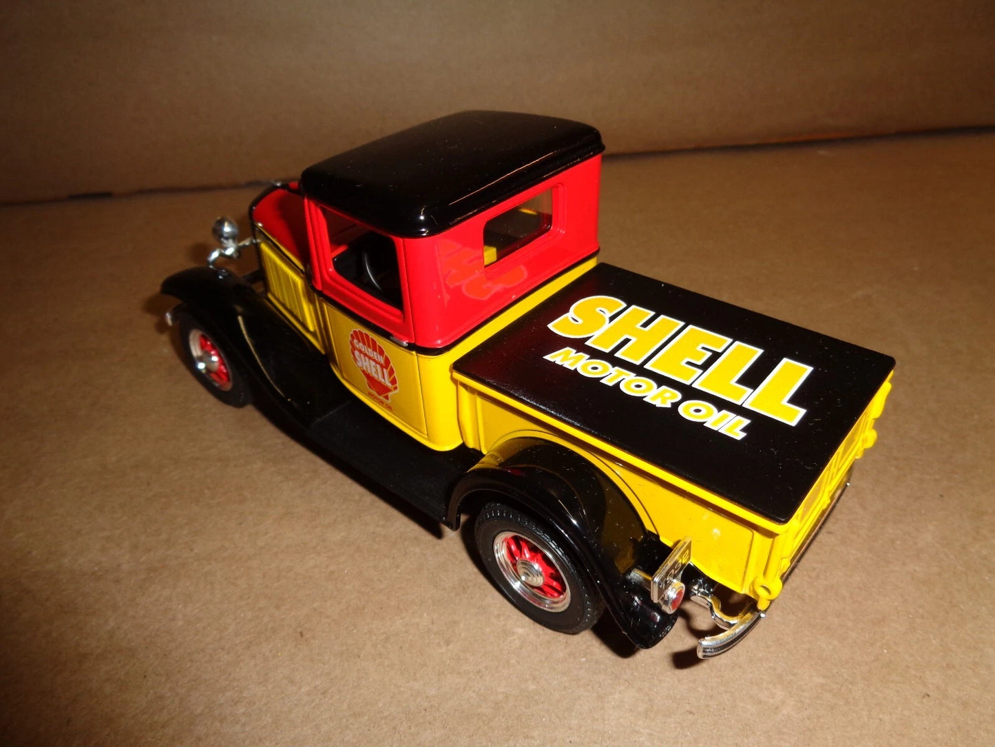 SHELL OIL 1932 FORD Model A Pick Up Truck