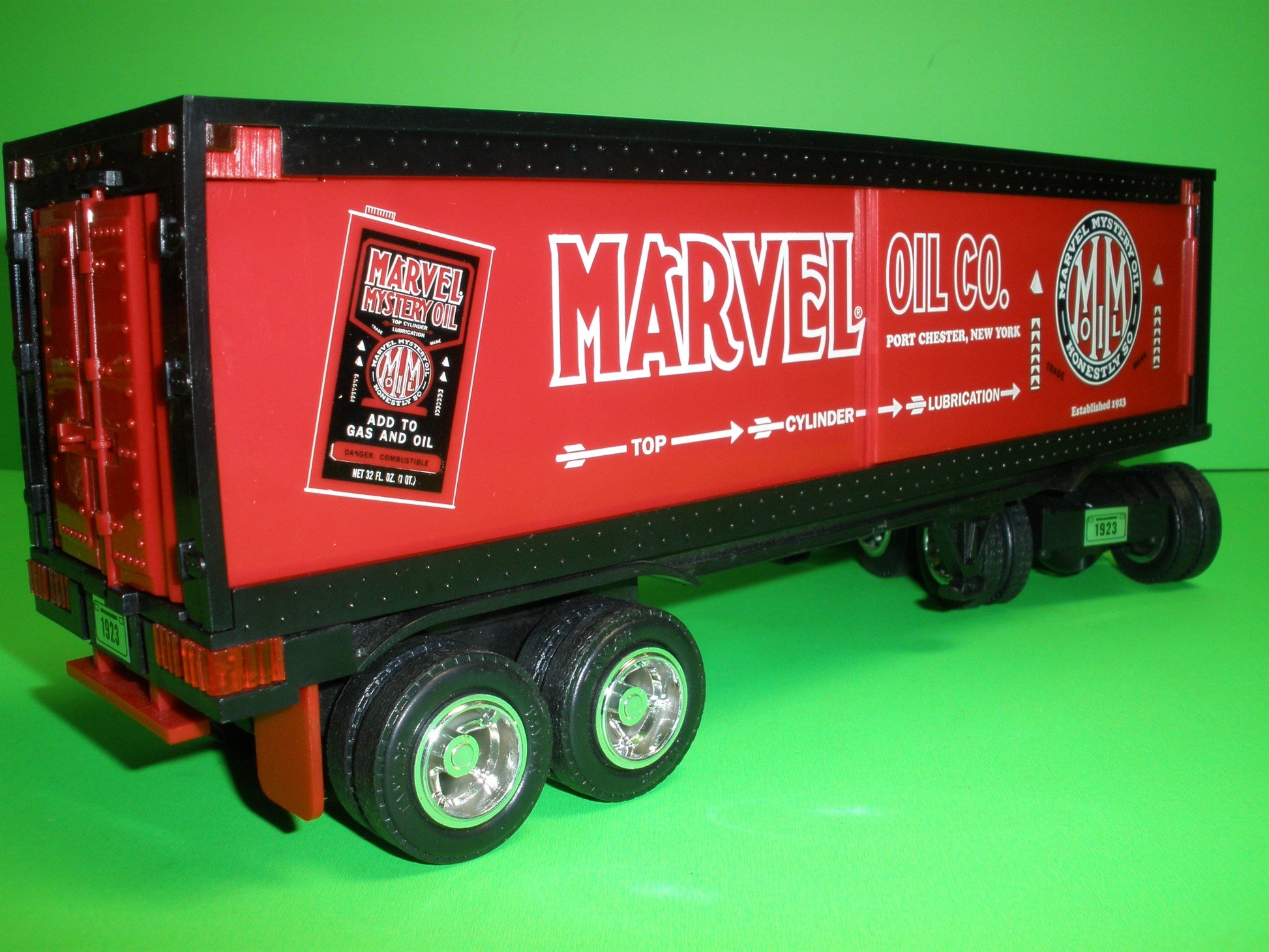 1996 Marvel Mystery Oil Freight Truck