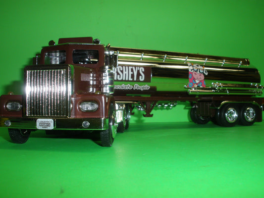 2000 Hershey's Chrome Tanker Truck