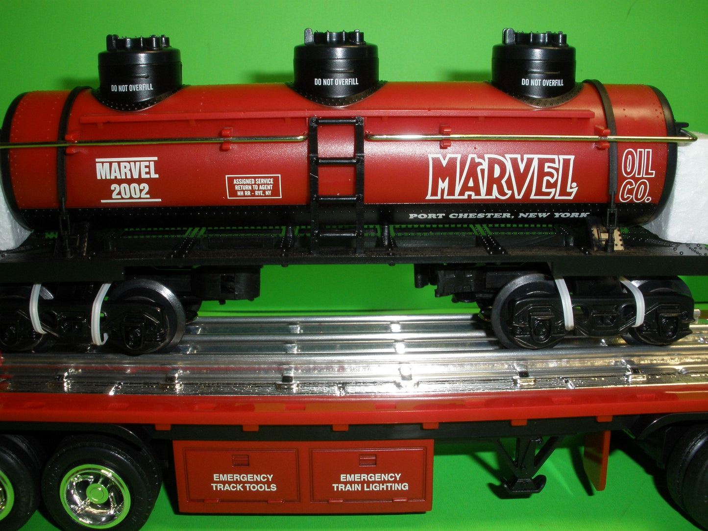 2002 Marvel Mystery Oil Flatbed Tractor Trailer Truck & Train 3 Dome Tanker Car