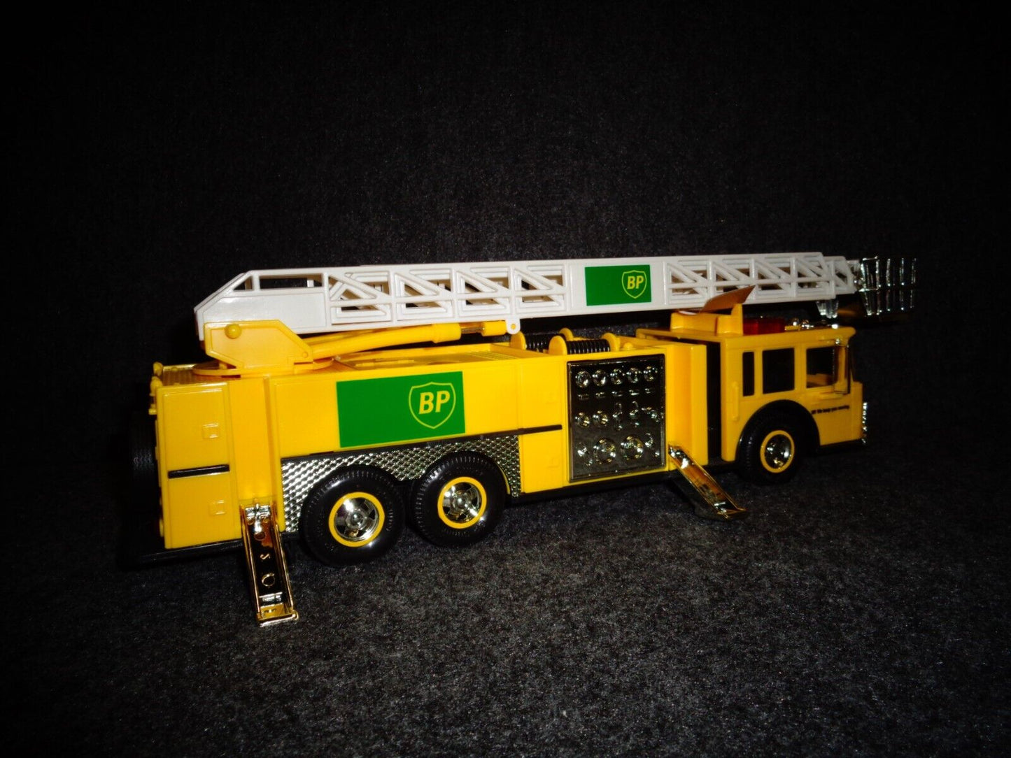 BP 1997 Toy Fire Truck