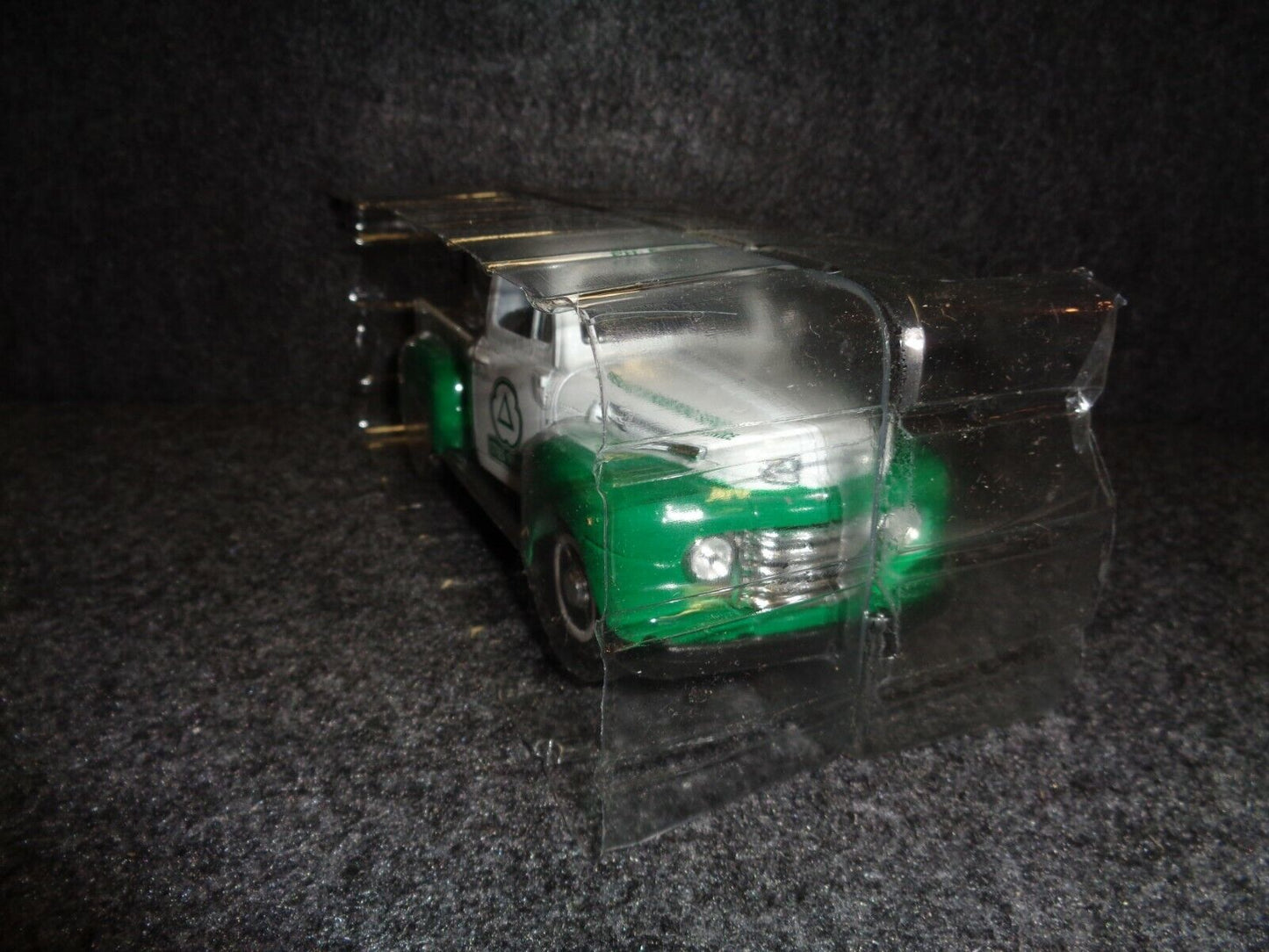Citgo Cities Service 1949 Ford F100 Tow Truck