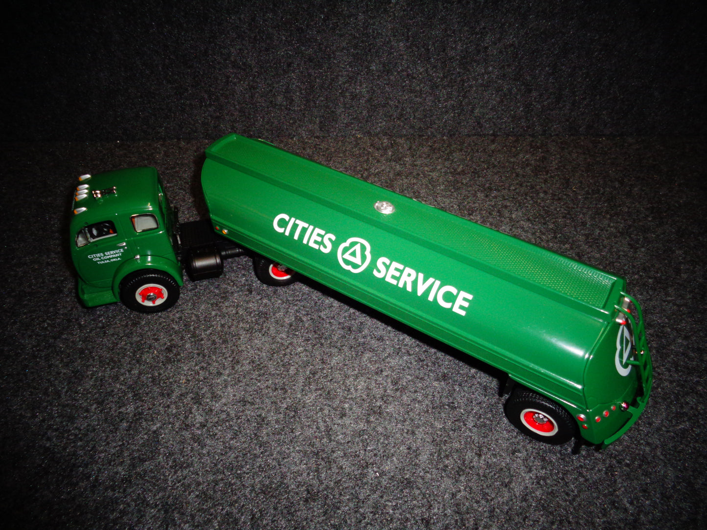 Citgo Cities Service 1953 White 3000 Gallon Tanker Truck