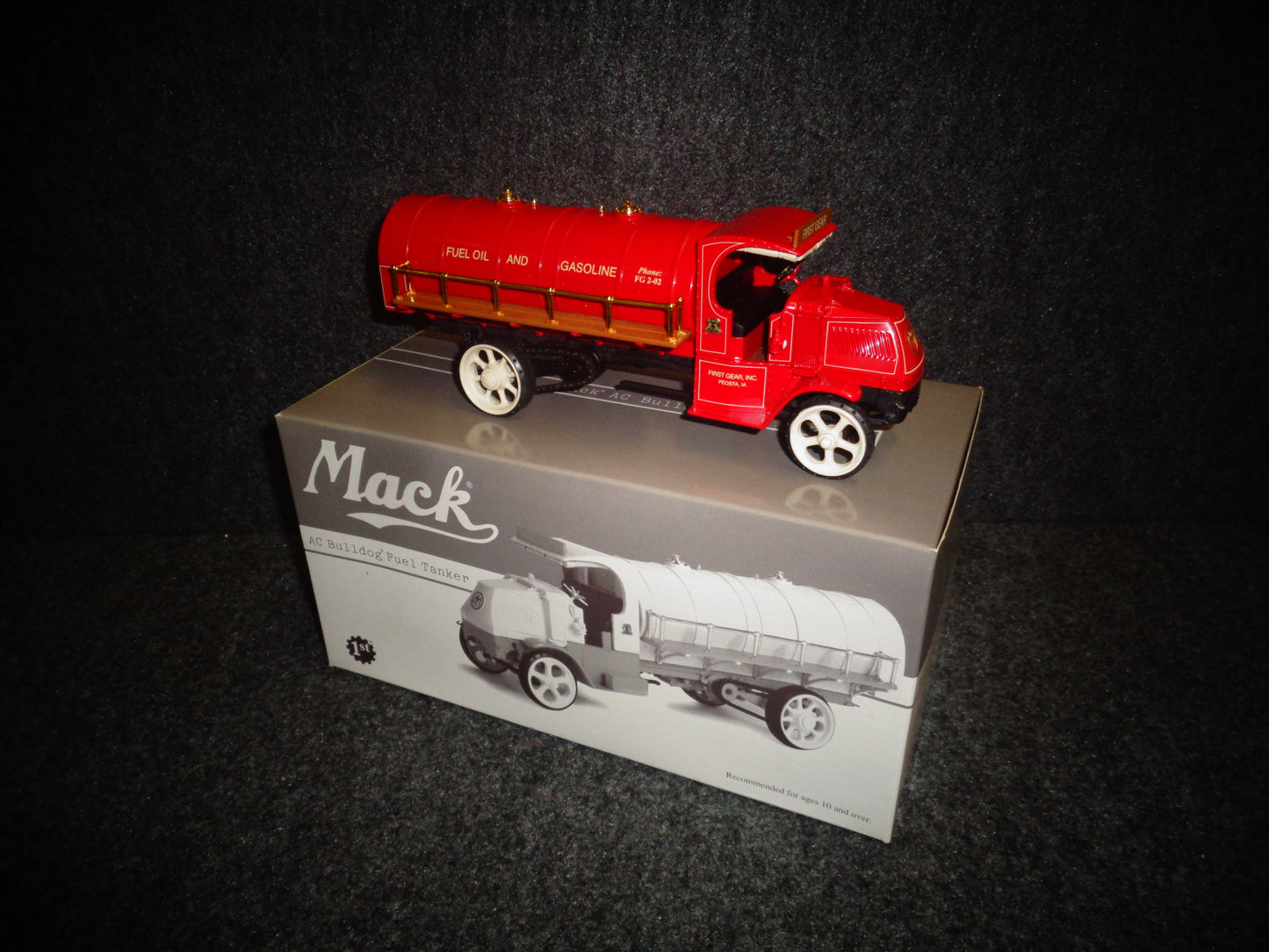 First Gear 1918 Mack AC Bulldog Tanker Truck