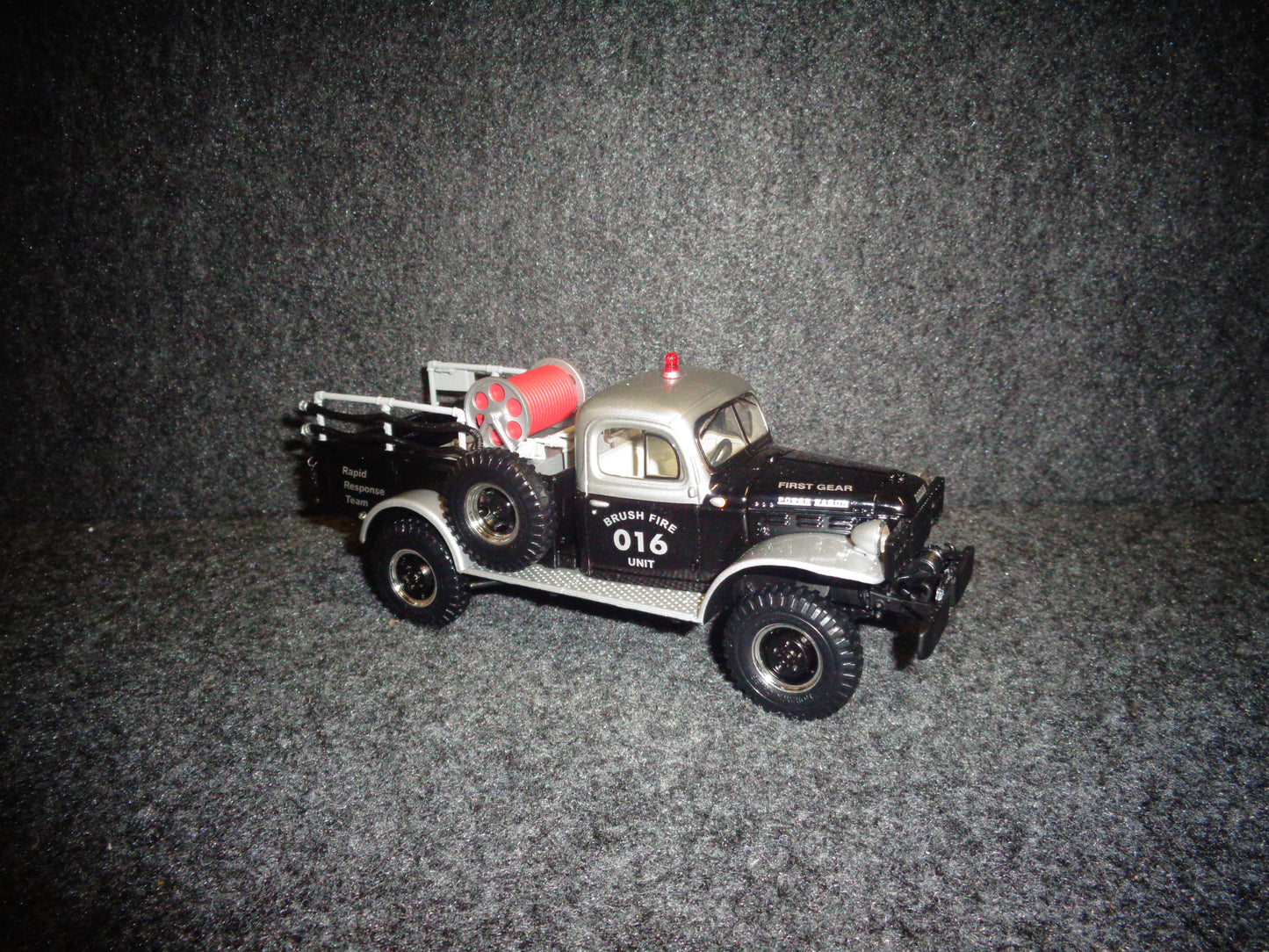 First Gear 1946 Dodge Power Wagon Brush Fire Unit