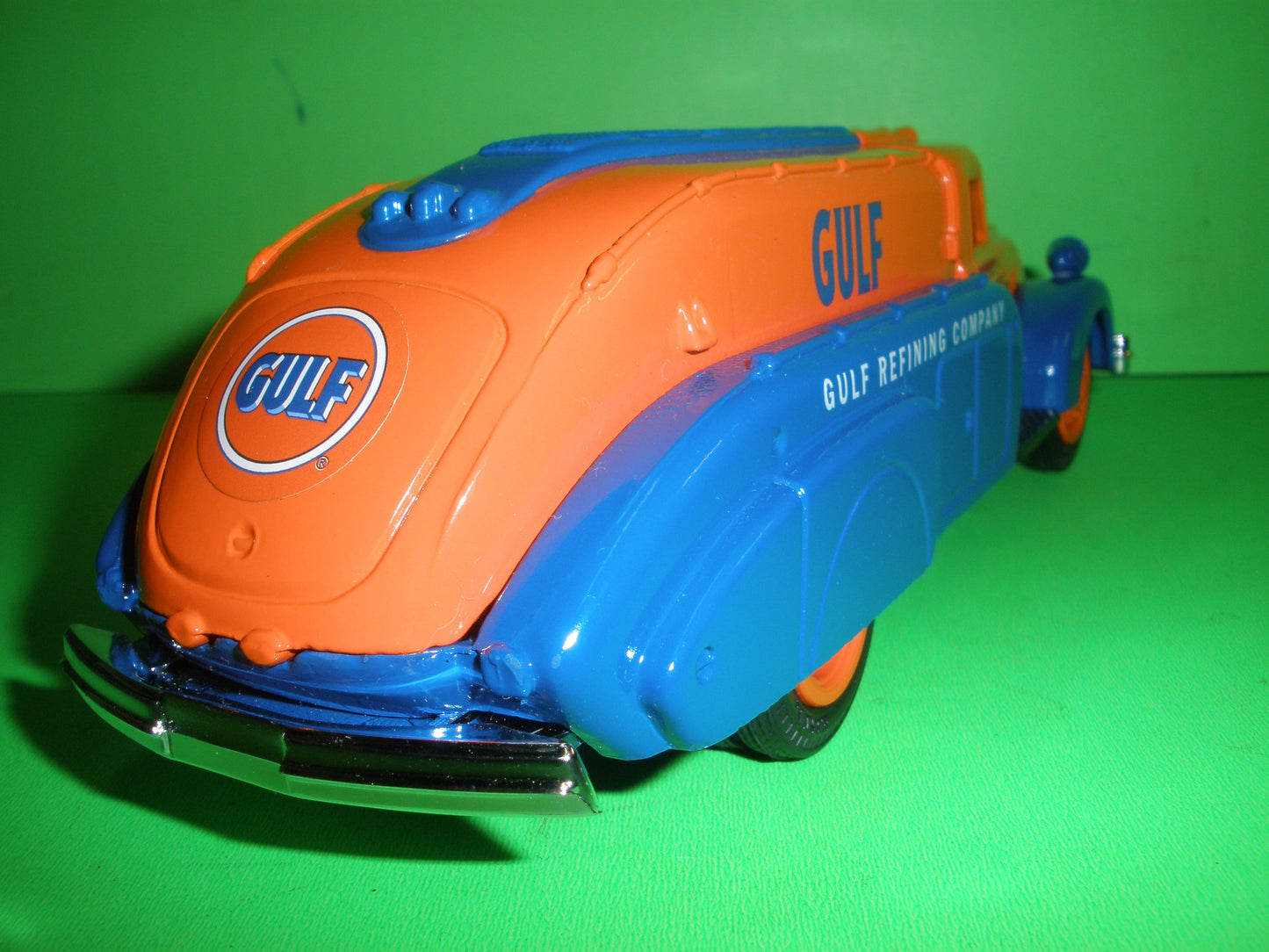 Gulf 1939 Dodge Airflow Tanker Truck