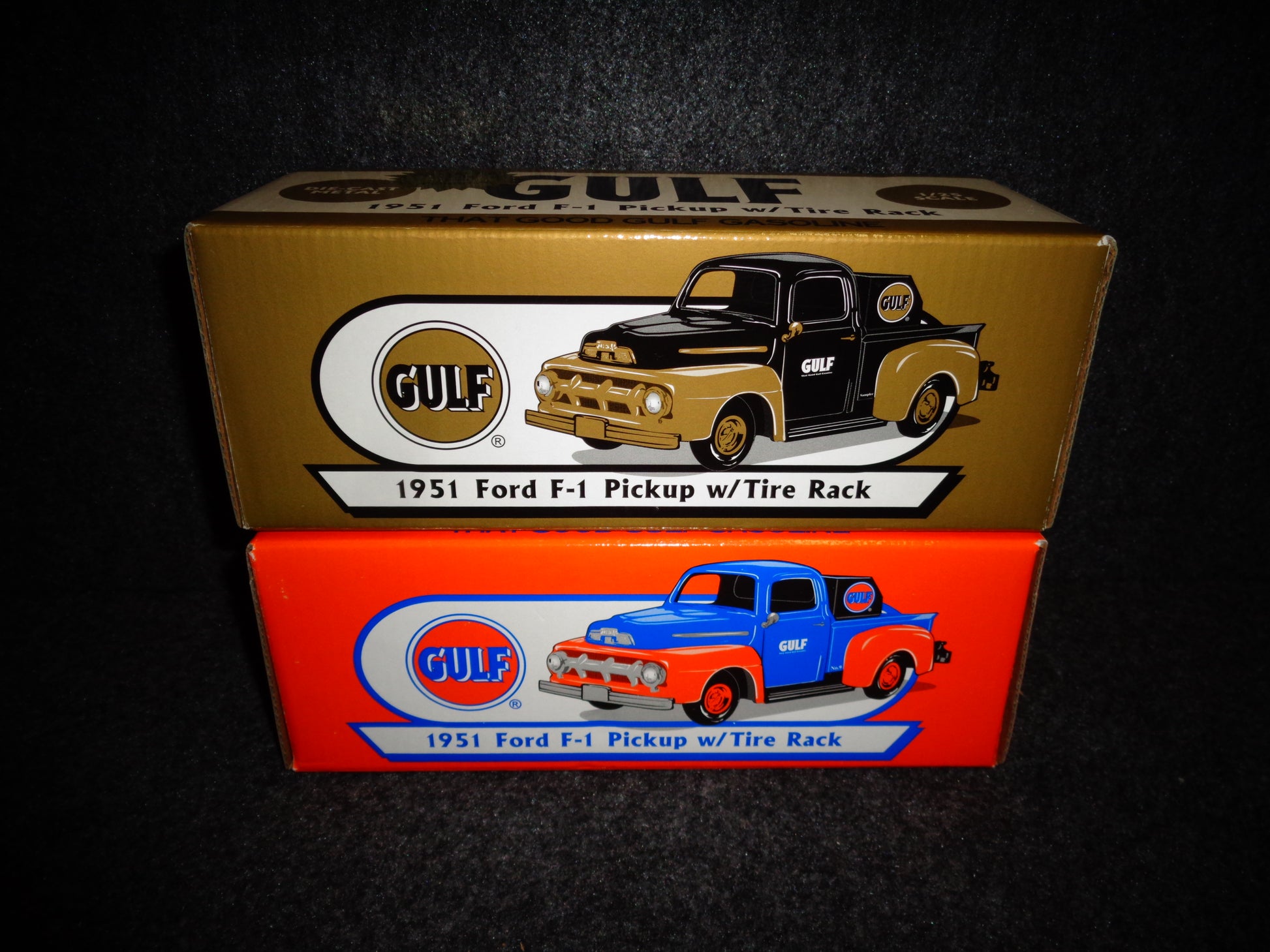 Gulf 1951 Ford F-1 Pickup Truck & Tire Rack Load Regular & Special Set