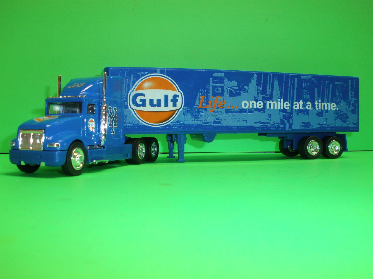Gulf New York Mets Tractor Trailer Truck