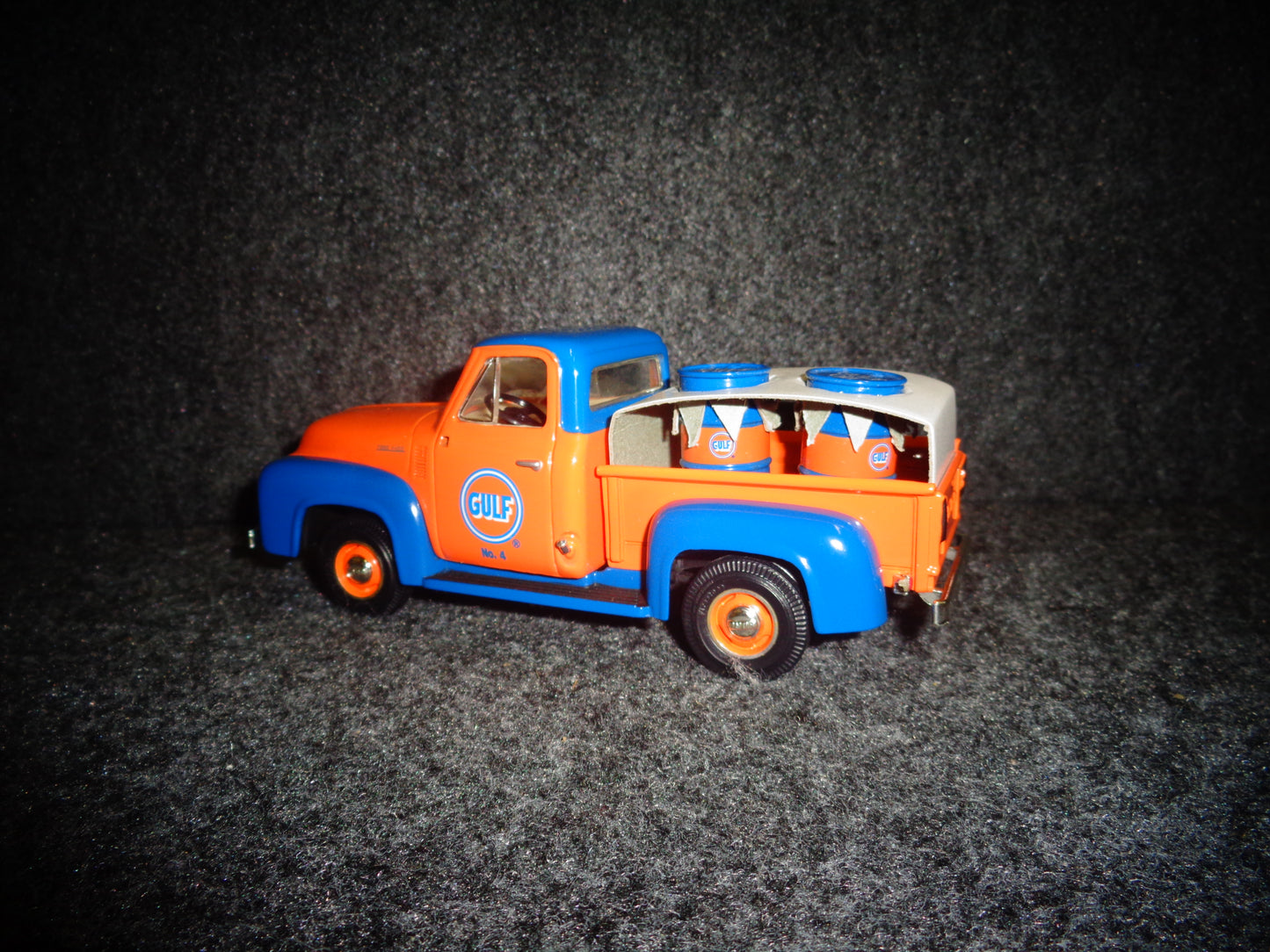 Gulf Pride 1953 Ford F-100 Pickup Truck