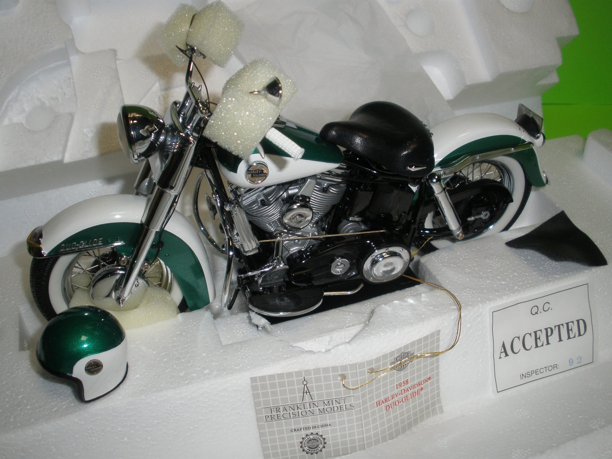 Harley Davidson 1958 Duo-Glide Motorcycle - B11A027