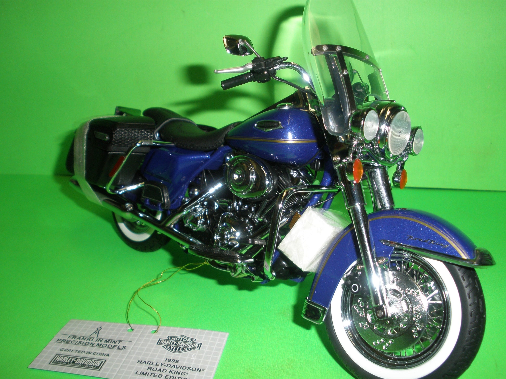 Harley Davidson 1999 Road King Classic Motorcycle - B11G400
