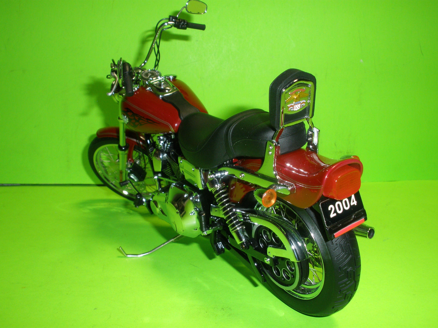 Harley Davidson 2004 Dyna Wide Glide Motorcycle - B11C390
