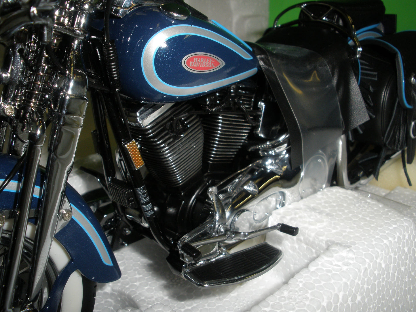Harley Davidson Heritage Springer Motorcycle - B11YF03