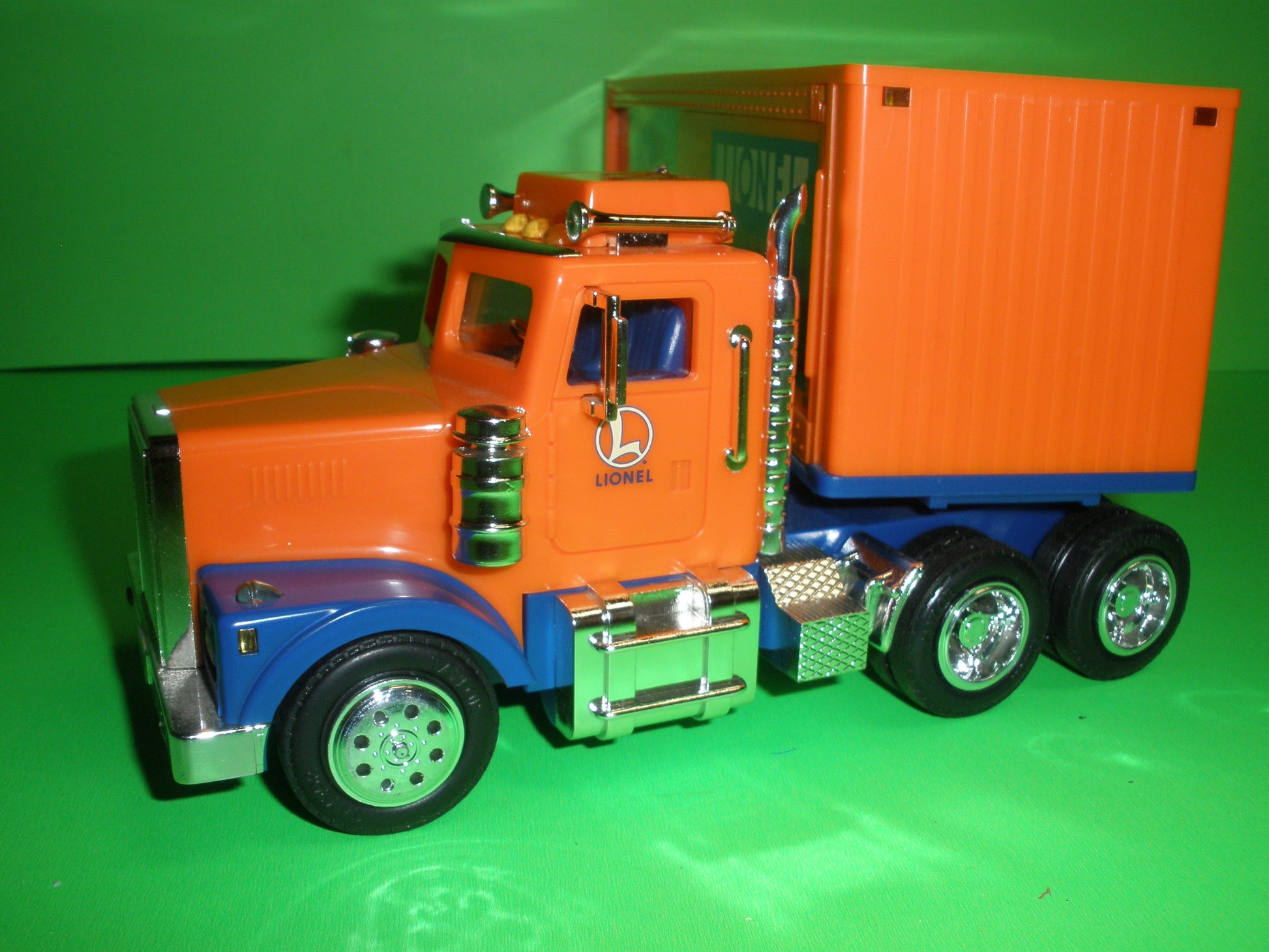 Lionel Trains 1999 Freight Truck