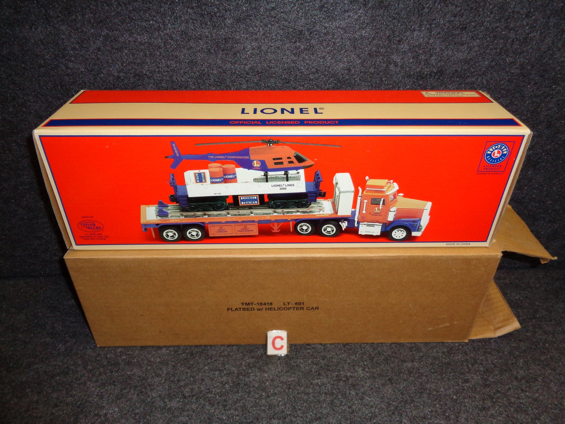 Lionel Trains 2002 Helicopter Carrier Truck