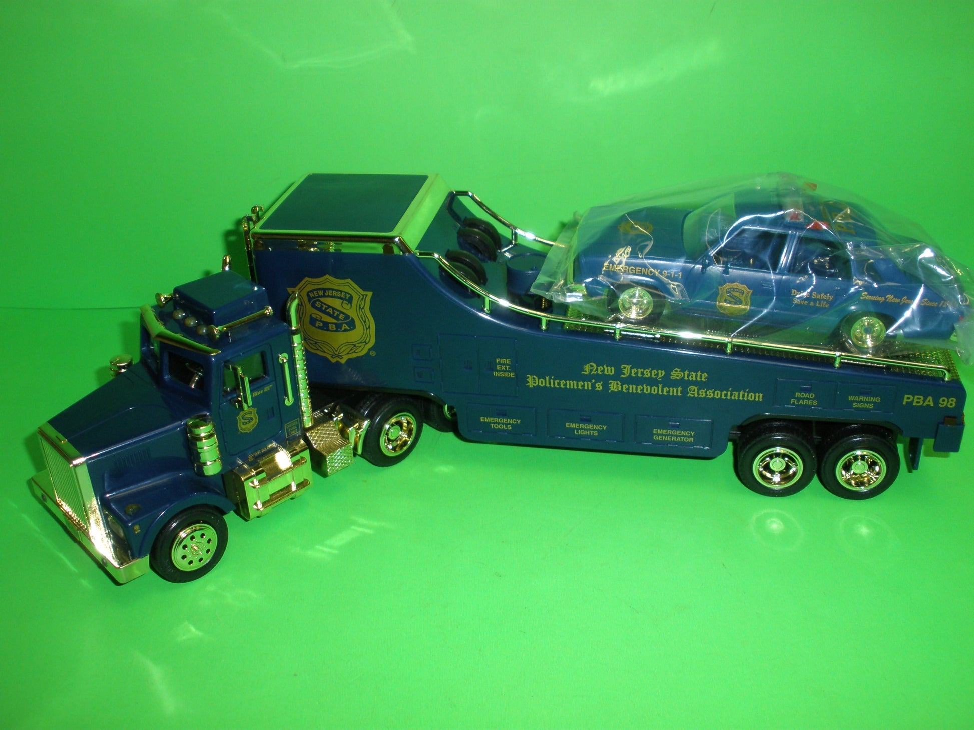 New Jersey State Policemen's Benevolent Association Car Carrier Truck & Police Car