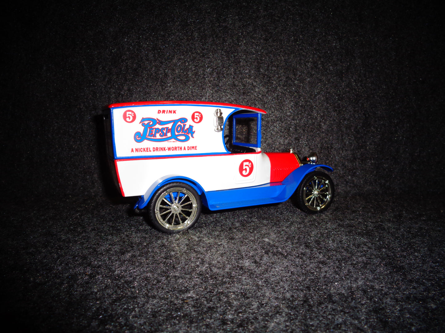 Pepsi 1916 Studebaker Panel Delivery Truck
