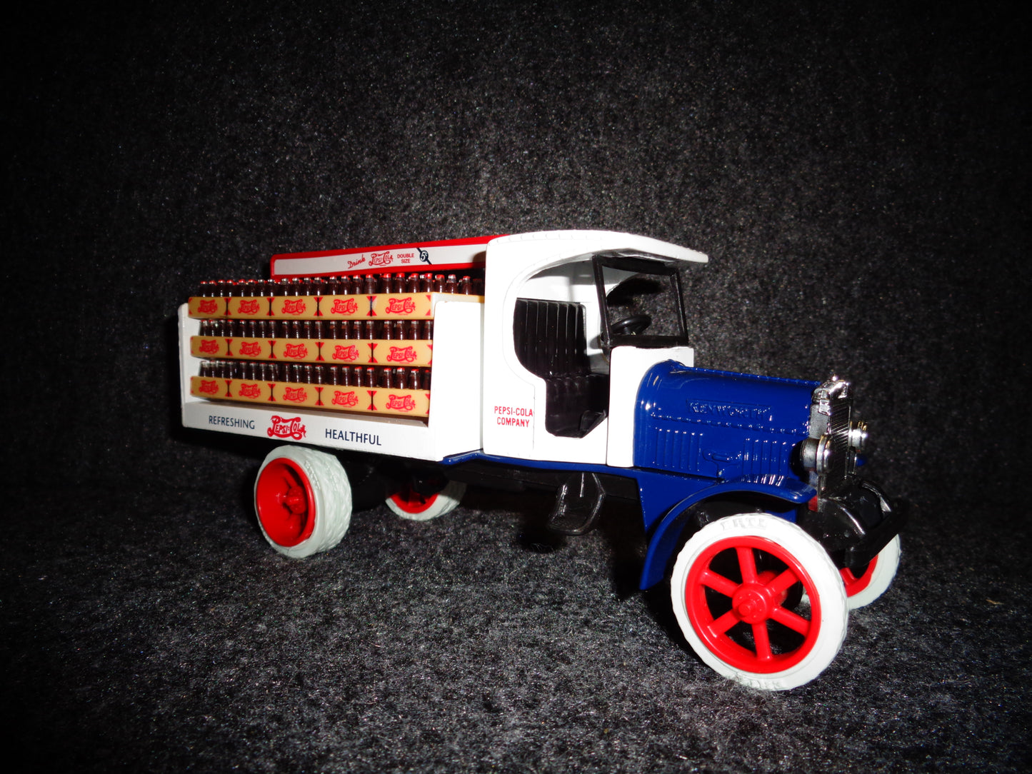 Pepsi 1925 Kenworth Stake Bed Bottle Delivery Truck