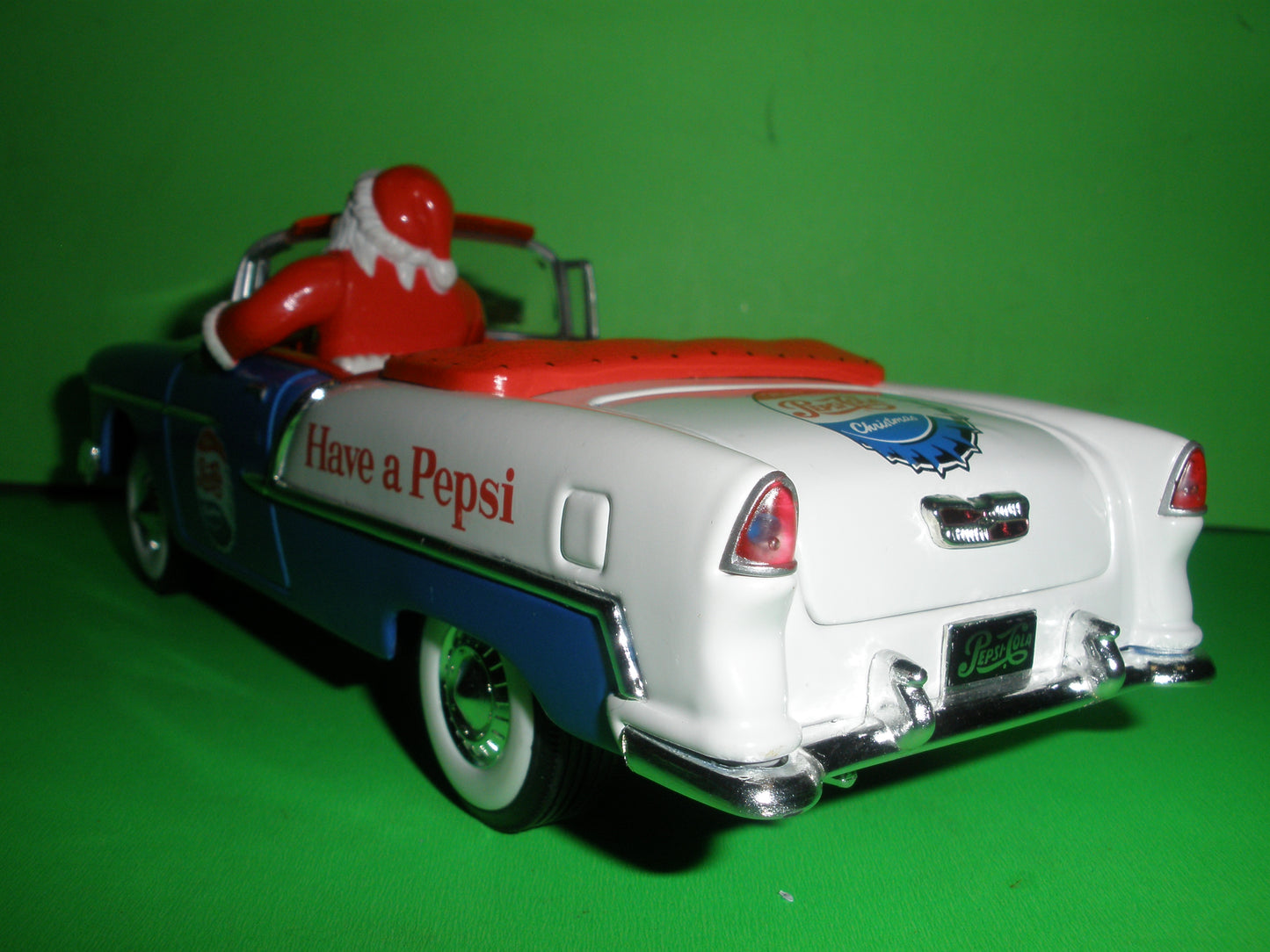 Pepsi 1955 Chevrolet Bel-Air Convertible with Santa