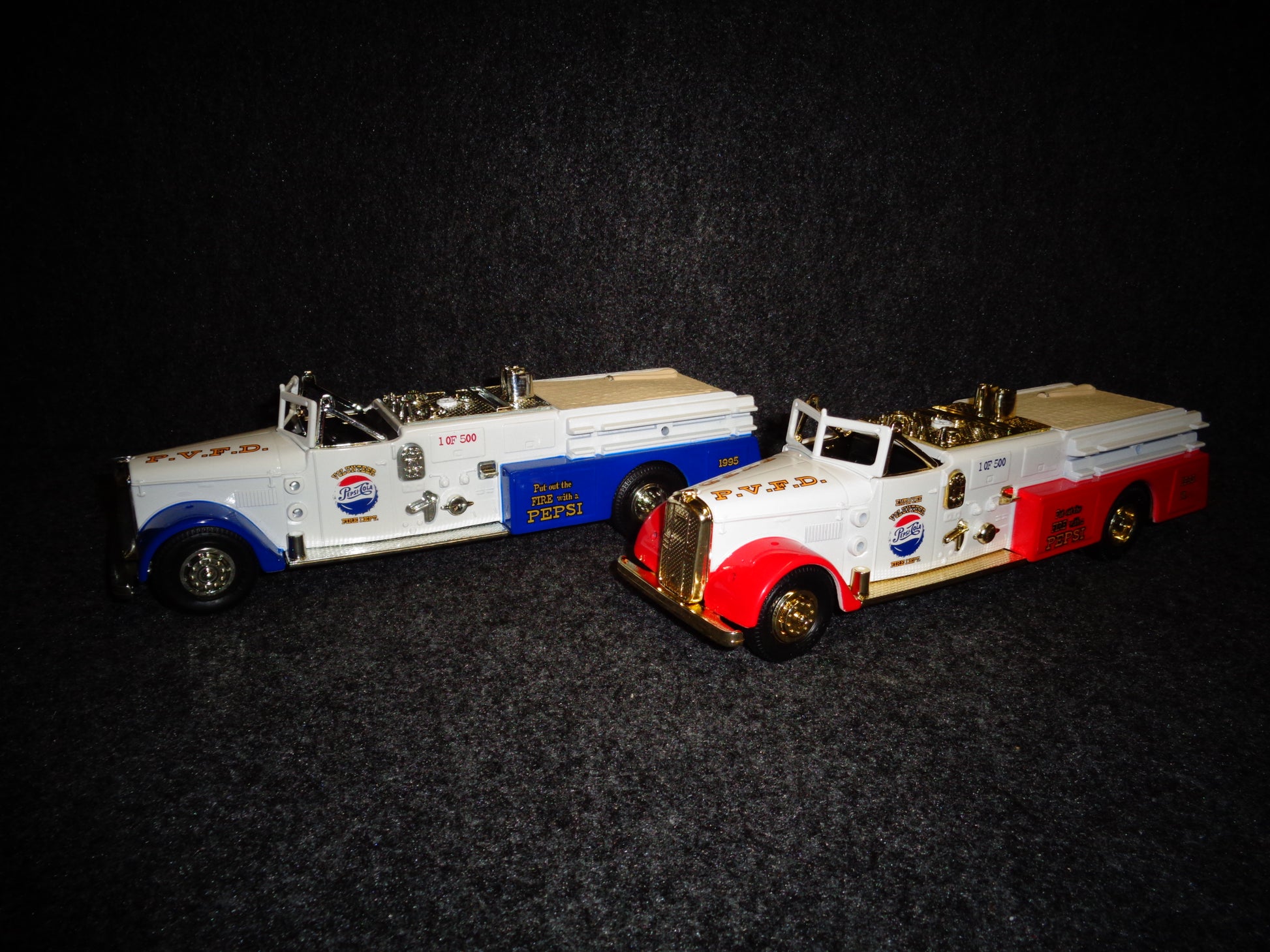 Pepsi 1955 Ward LaFrance Fire Truck - Regular & Employee Edition Set